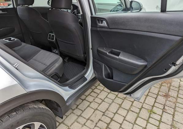Kia Sportage cena 84999 przebieg: 96895, rok produkcji 2020 z Ozorków małe 232